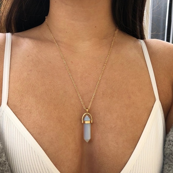 Inglenook Boutique Jewelry - *BOGO* Crystal Stone Pendent Necklace *1 left*